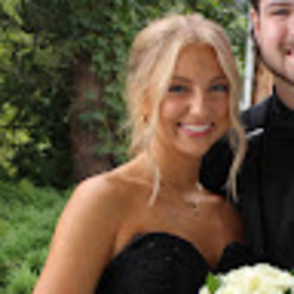 Meet your Posher, Leeya